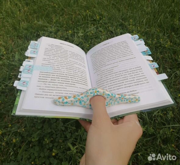 Держатель для страниц книги из глины