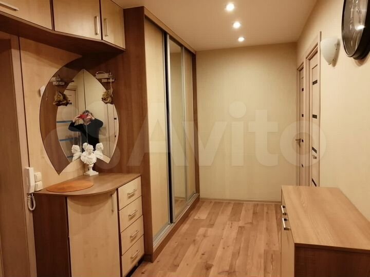 3-к. квартира, 63 м², 3/9 эт.