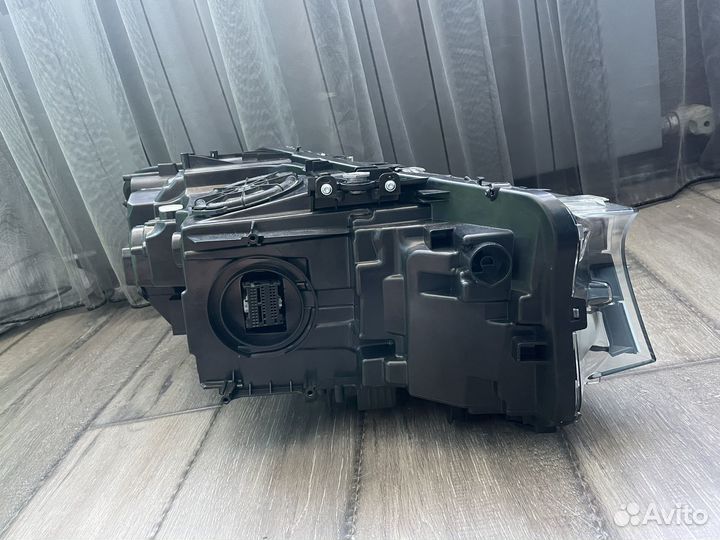 Фара левая BMW g30 adaptive led