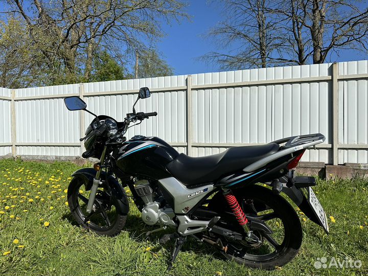 Honda 125 CB E