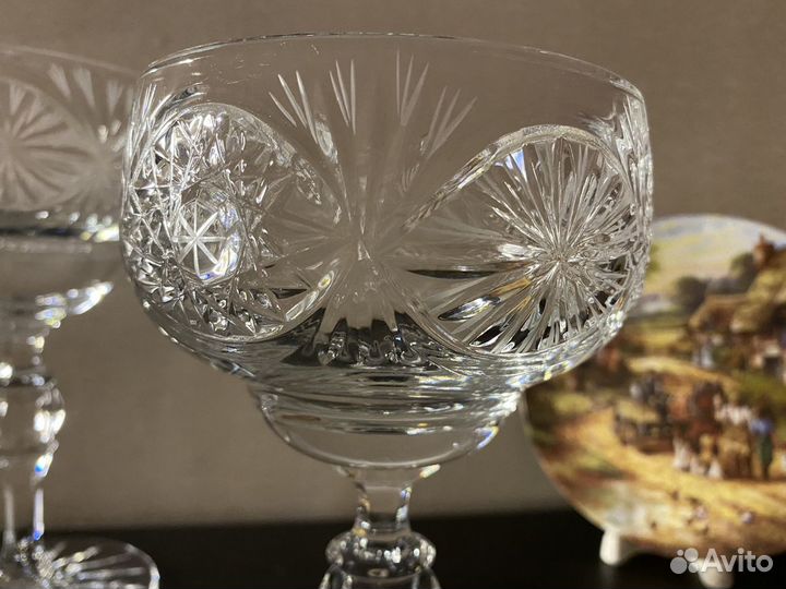 Хрустальная конфетница