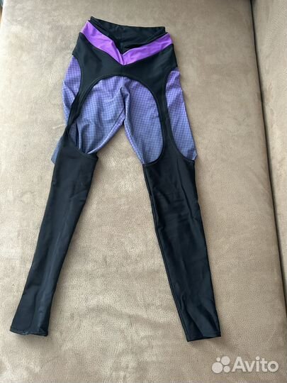 Бесшовный костюм для фитнеса