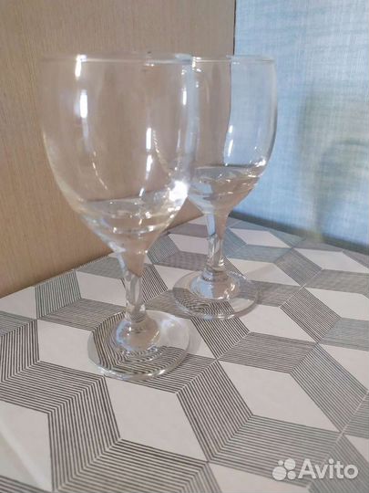 Бокалы, стопки