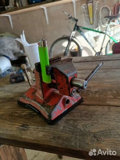 Мини тиски вакуумные СССР