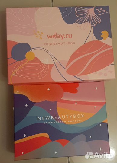 Коробки картонные с бумагой тишью