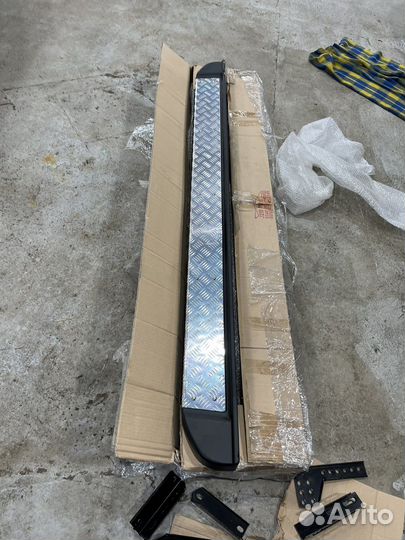 Пороги универсальный подножки пороги