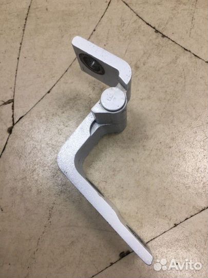 Петля двери передняя левая верхняя Lexus RX