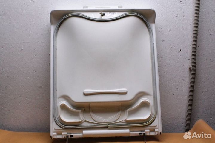 Люк в сборе Electrolux 1083188001 бу. 8078