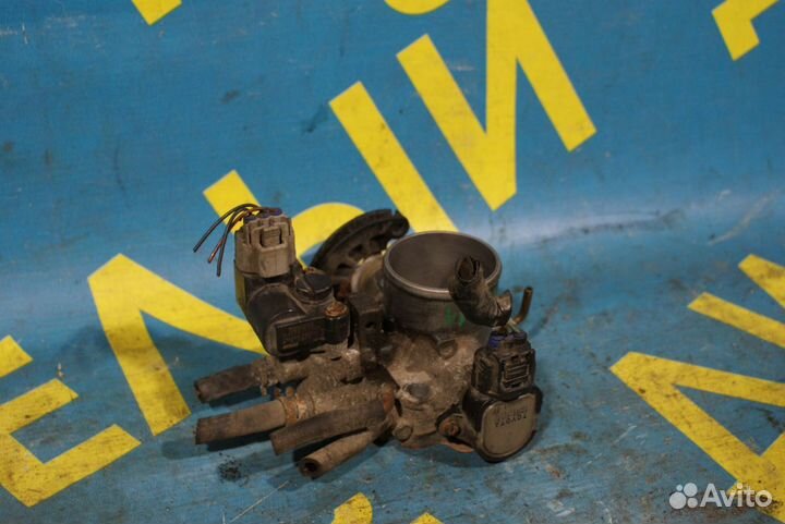 Дроссельная заслонка Toyota Corolla E11