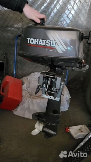 Лодочный мотор 5 л.с. tohatsu