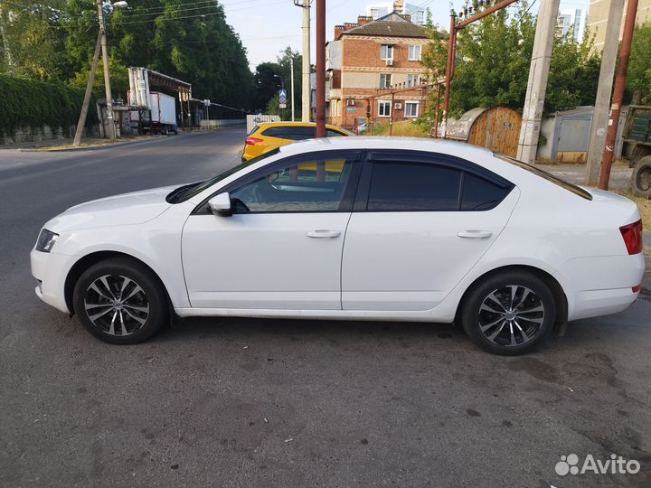 Skoda Octavia 1.6 МТ, 2015, 240 000 км