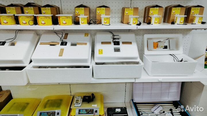 Инкубатор Несушка на 77 яиц