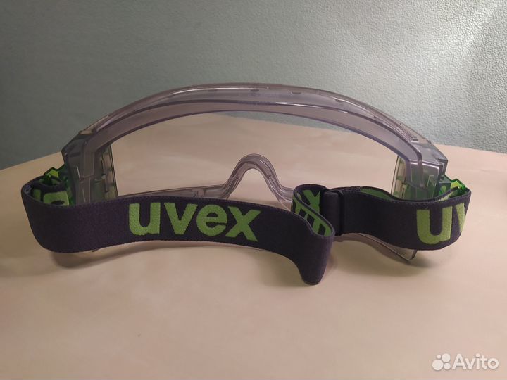 Горнолыжные очки-маска uvex детские