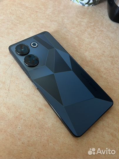 TECNO Camon 20 Pro, 8/256 ГБ