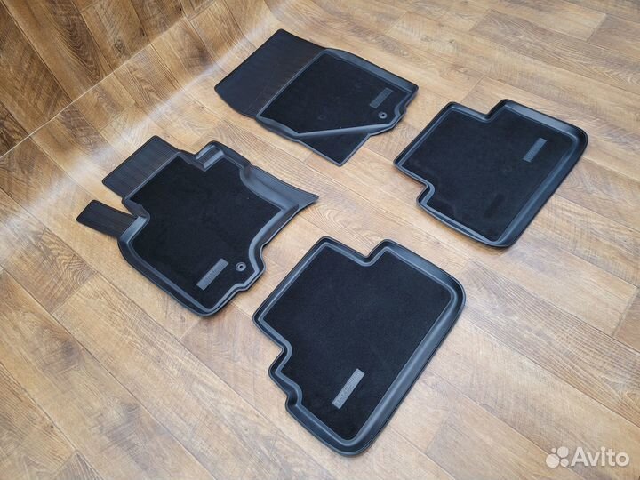 Коврики Lux в салон Infiniti QX70 (2013-2017)