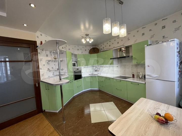 4-к. квартира, 100,7 м², 9/14 эт.