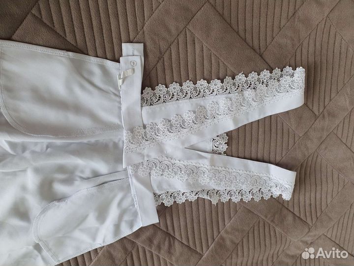 Белый школьный фартук