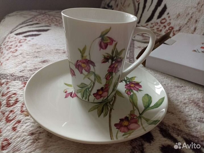 Набор 2 чашки, 2 тарелки, новые, в упаковке
