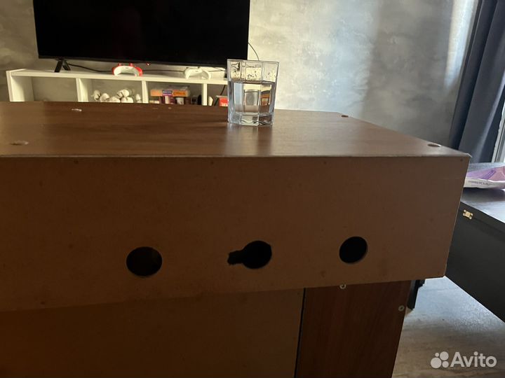 Тумба под телевизор