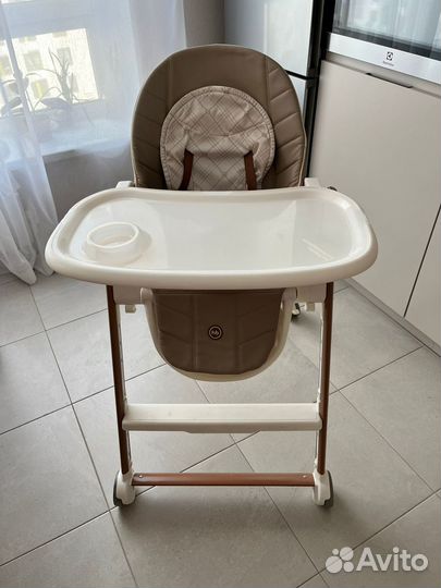 Стульчик для кормления happy baby berny v2