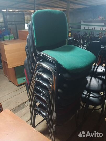 Офисные стулья изо