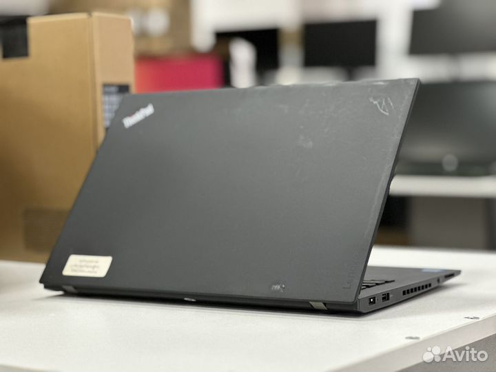 Шустрый ноутбук I5-6200U IPS 8 озу