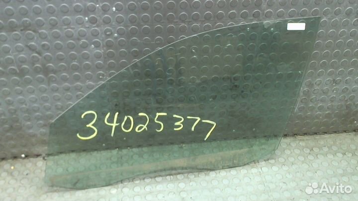 Стекло боковой двери Volkswagen Tiguan, 2013