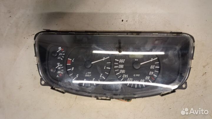 Щиток приборов Opel Agila, 2001
