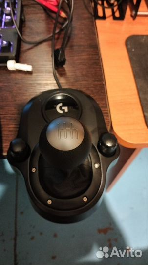 Коробка передач Logitech G Driving Force