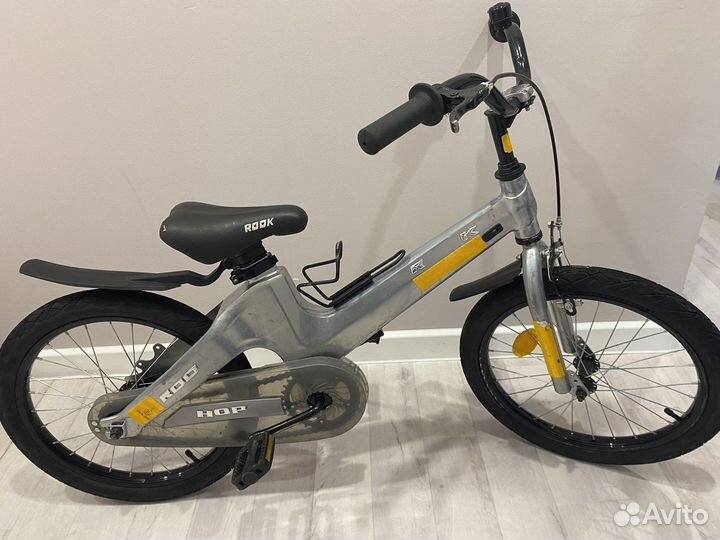 Детский велосипед 18