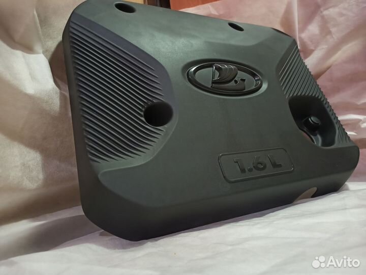 Накладка на двигатель нового образца FL 8 клапанов