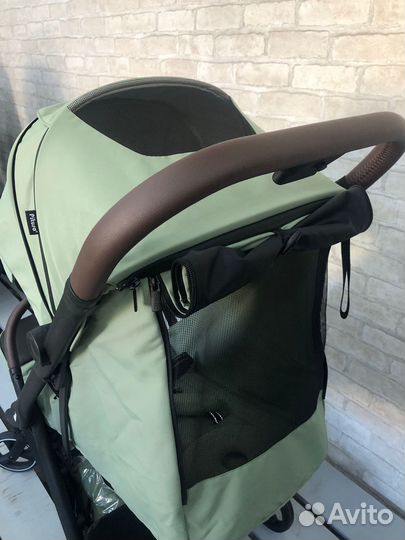 Коляска прогулочная Pituso Matrix