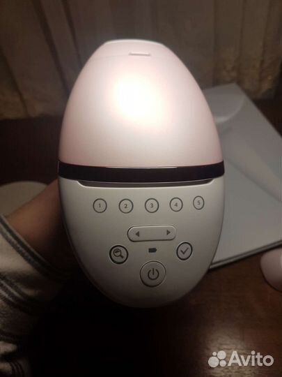 Фотоэпилятор Philips Lumea Prestige BRI950