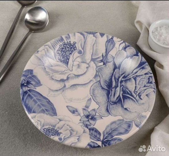 Столовый сервиз 