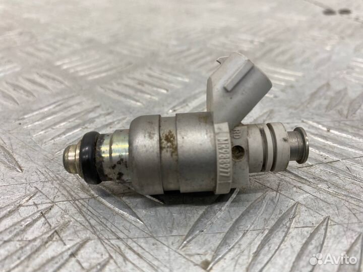 Б/У топливная форсунка Mitsubishi Lancer 10 JY12