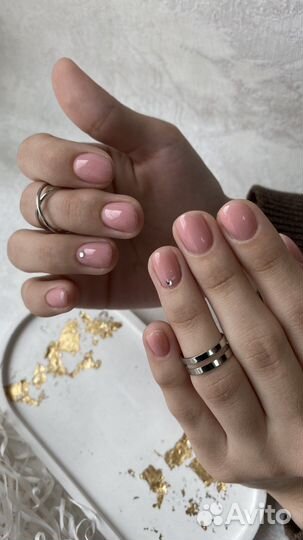 Маникюр с покрытием