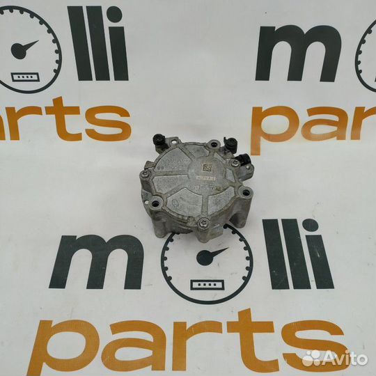 Вакуумный насос Audi A5 8W 2018