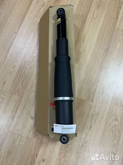 Амортизатор Cadillac Escalade 900 новый задний