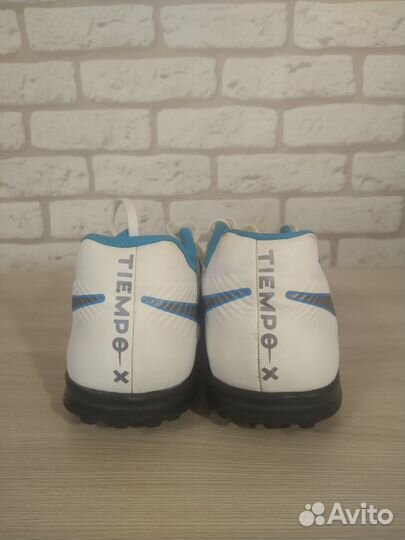 Бутсы футбольные Nike Tiempo