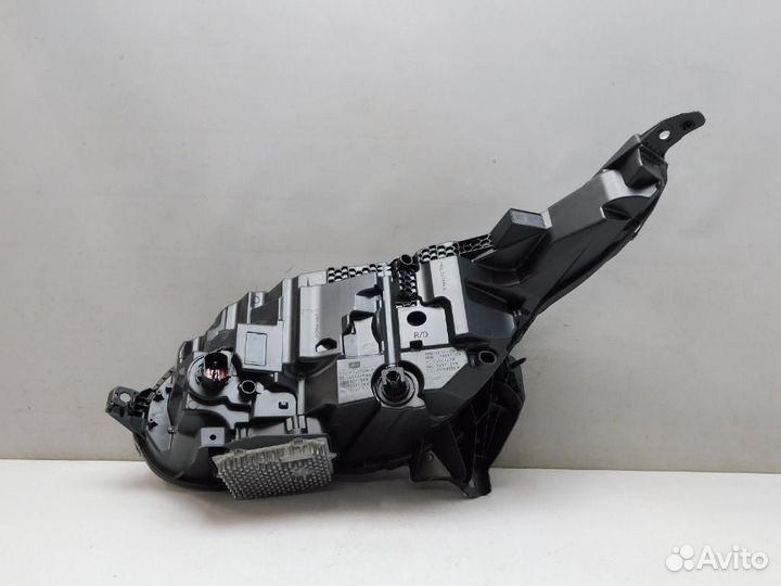 Фара правая Land Rover Range Rover