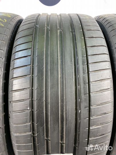 Michelin Pilot Sport 4 SUV 295/40 R21