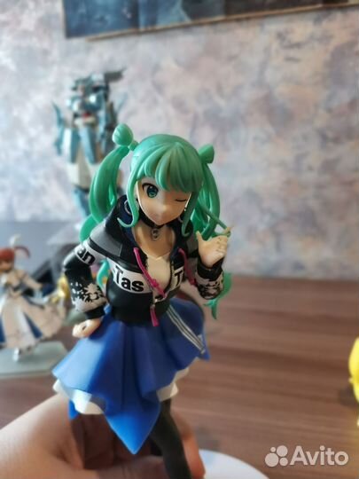 Аниме фигурка хатсуне мику вокалоид