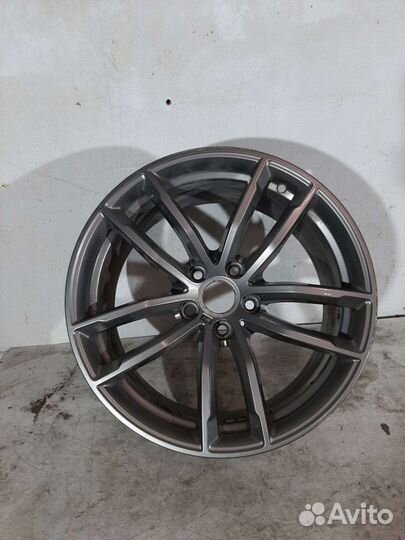Диск литой R18 BMW 5 G30