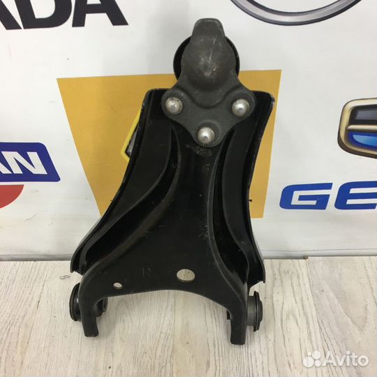 Рычаг подвески Renault kaptur Прав