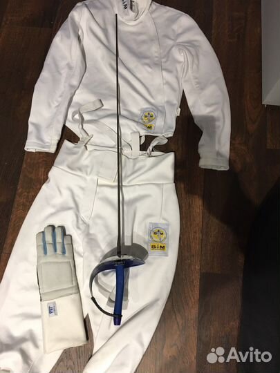 Форма для фехтования