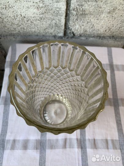 Ваза хрустальная (СССР)