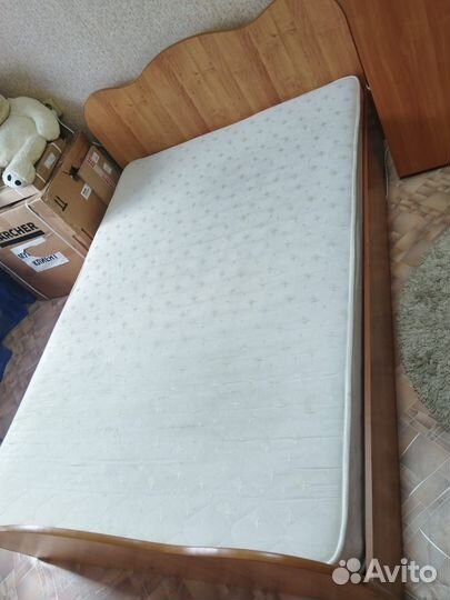 Кровать с матрасом бу двухспальная