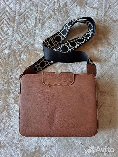 Сумка коричневая женская через плечо