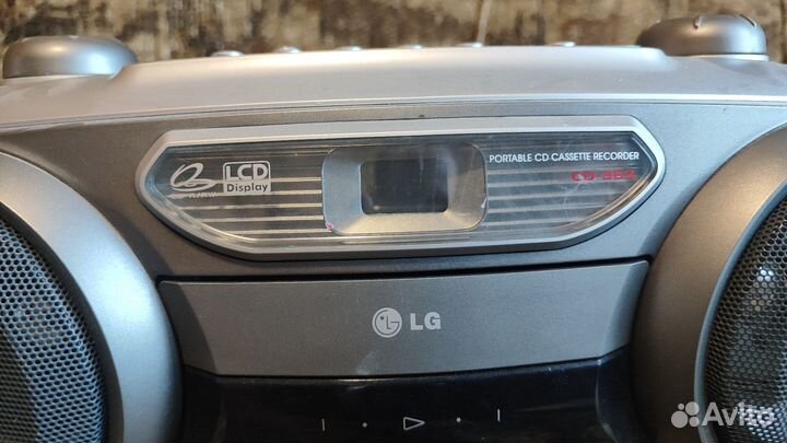 Магнитофон LG