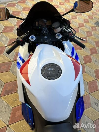 Honda CBR 600RR 2011